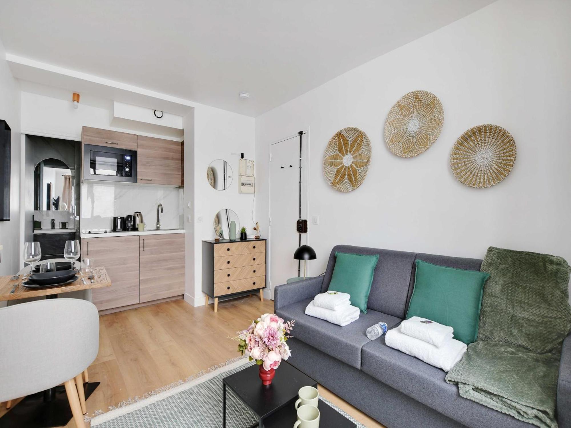 Peaceful -2p- Square Des Batignolles Apartment